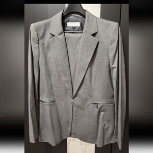 Tahari Pant Suit Size 16